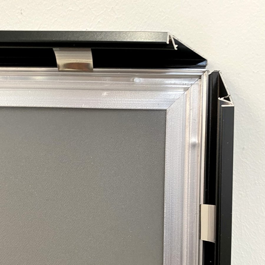 Alu snap frame, black, 20 mm flat profile, A5