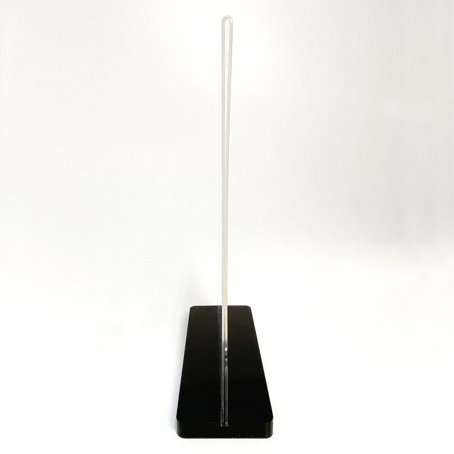 Black Bottom Menuholder, acrylic, M65