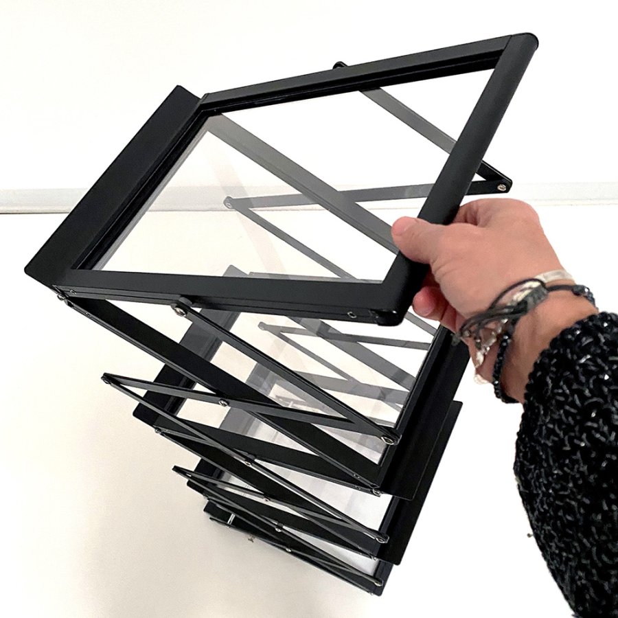 FLEX BROCHURE STAND black, 6 x A4 w/case