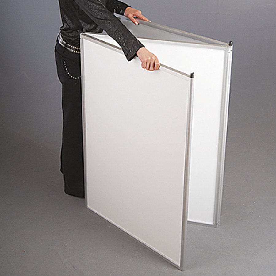 Expo Wall, 4 sections, 292 x 239 cm