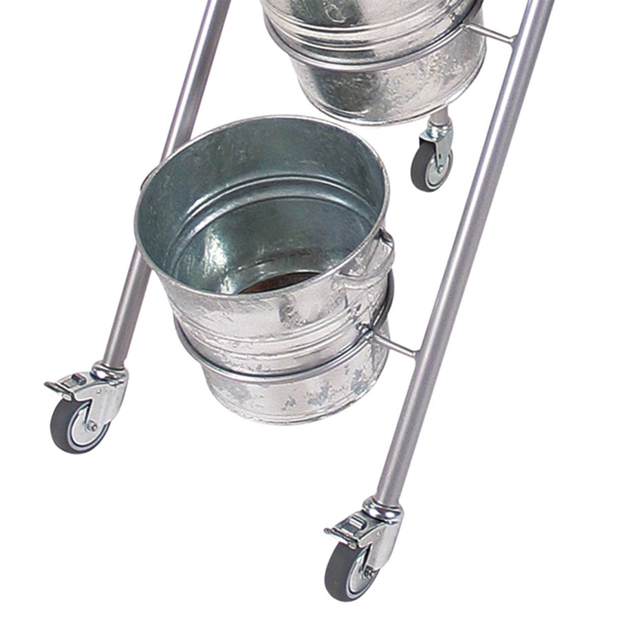 Shop Display with 3 buckets